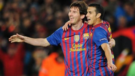 Lionel Messi celebra con Pedro Rodriguez una de las goles del argentino ante el Bayern Leverkusen