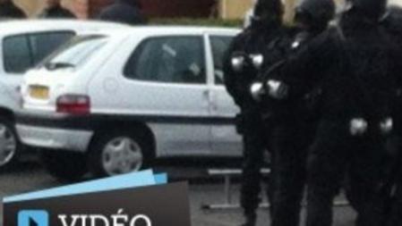 Imagen del vídeo con imágenes inéditas del asalto al apartamento de Mohamed Merah en Toulouse