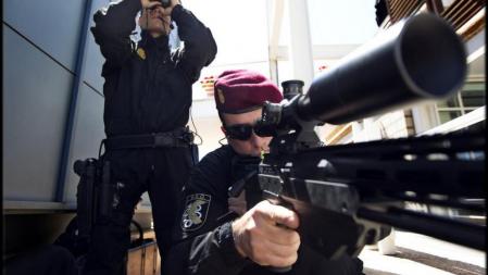 Operativo de vigilancia de los Geo en el Hotel Arts de Barcelona por la reunión del Banco Central Europeo