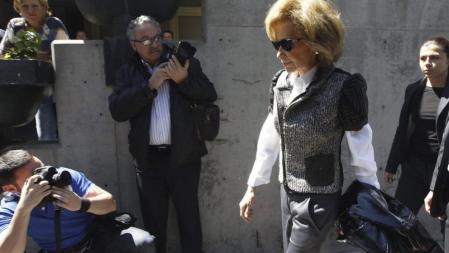 La exvicepresidenta del Gobierno María Teresa Fernández de la Vega acude a la capilla ardiente de María Ángeles Sandoval, Pitina, esposa del presidente del Real Madrid, Florentino Pérez, hoy, 23 de mayo de 2012, en el tanatorio de la M-30, en Madrid