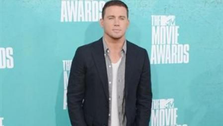 Channing Tatum eligió los vaqueros con vuelta