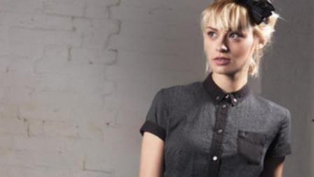 Uno de los diseños de la colección cápsula de Fred Perry de Amy Winehouse para otoño-invierno 2012