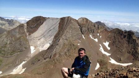 En el Garmo Negro, Pirineo Aragonés. 15-07-2012. Al fondo Los Infiernos.