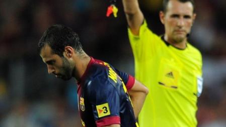 Barça-Madrid. Mascherano acompañó a Piqué en el eje de la defensa