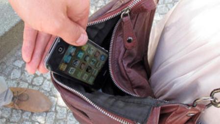 Con la expansión de los smartphones, el acceso de los adolescentes a las nuevas tecnologías es incontrolable por los padres