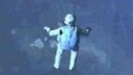 El deportista austríaco ha saltado desde la estratosfera en caída libre desde 39.068 metros para llegar a una velocidad de 1.173 km/h