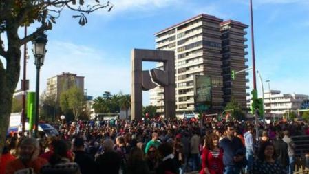 Plaza América al final de la manifestación. 90% de seguimiento en Vigo!