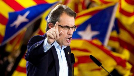 El presidente de la Generalitat, Artur Mas, durante el mitin en Vic