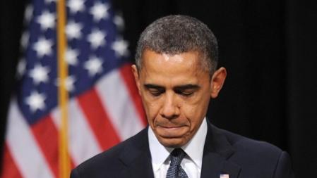 El presidente de Estados Unidos, Barack Obama, se mostró compungido en su comparecencia durante la vigilia interconfesional en recuerdo de las víctimas de la masacre de Connecticut
