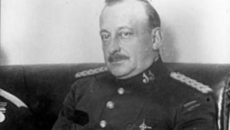 Girona retira el reconocimiento de hijo adoptivo a Primo de Rivera