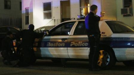 La policía ha mantenido un tiroteo contra dos hombres en la ciudad de Watertown