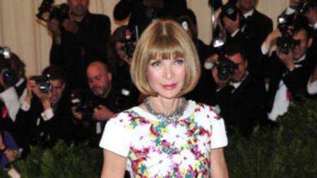 Anna Wintour en la alfombra roja del Instituto del Traje en el Museo Metropolitan de Nueva