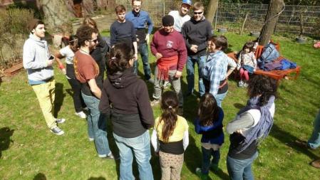 Les explicacions tècniques són molt importants entre els assistents als tallers