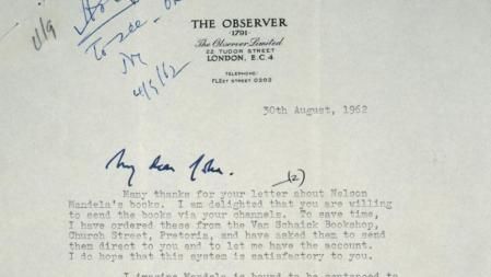 Carta de 1962 con libros pedidos por Nelson Mandela durante su estancia en las prisiones del apartheid sudafricano.