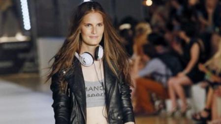 Mango presentó sus propuestas para este otoño-invierno en la 080 Barcelona Fashion