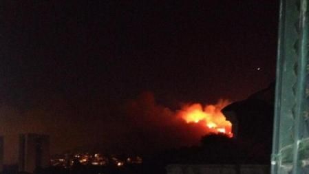 Imatge de l'incendi a Collserola
