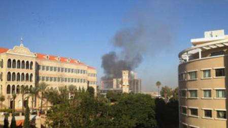 Una fuerte explosión sacude el centro de Beirut en una zona concurrida por hoteles