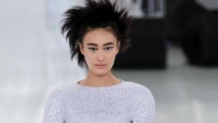 Chanel ha presentado sus propuestas para primavera-verano 2014 en la Alta Costura de París