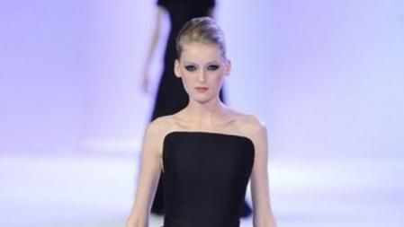 Stephane Rolland presentó sus propuestas para primavera-verano 2014 en la Semana de la Alta Costura de París