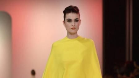 Stephane Rolland presentó sus propuestas para primavera-verano 2014 en la Semana de la Alta Costura de París
