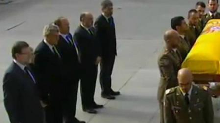 El ferétro de Adolfo Suárez llega a la capilla ardiente en el Congreso