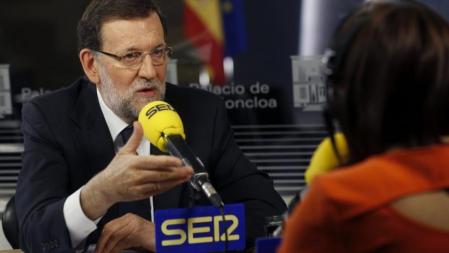 El presidente del Gobierno, Mariano Rajoy, durante su entrevista en el programa 'Hoy por hoy' de la cadena SER