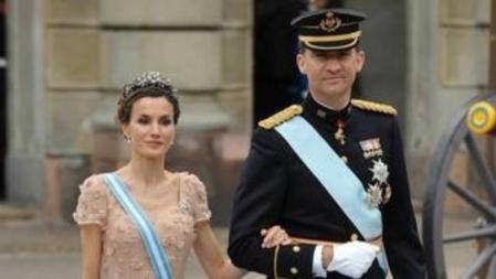 Letizia Ortiz y el Príncipe Felipe en la boda de Victoria de Suecia en 2010