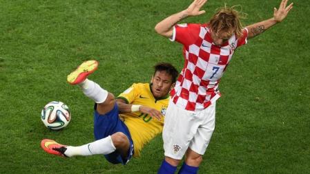 Ivan Rakitic estuvo gris en el mediocampo de Croacia