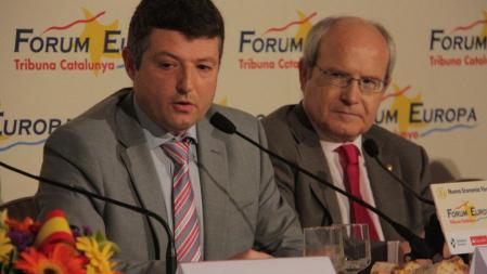 El vicepresidente primero de Societat Civil Catalana, Joaquim Coll, y el expresidente de la Generalitat, José Montilla, han participado en un desayuno conjunto