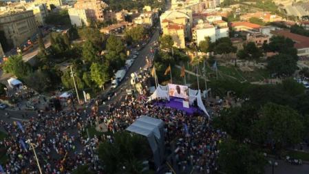 Vista aérea del acto 'Recuperem el Seny, Recuperem la Senyera', de Societat Civil en Tarragona