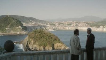 Fotograma de 'Negociador, película de Borja Cobeaga