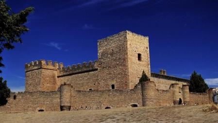 Imagen exterior del castillo de Pedraza (Segovia)