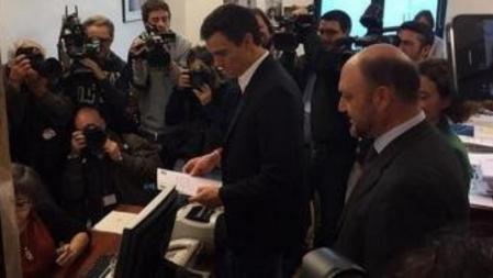 Pedro Sánchez inscribe su petición para registrar la comisión en el Congreso sobre la reforma constitucional