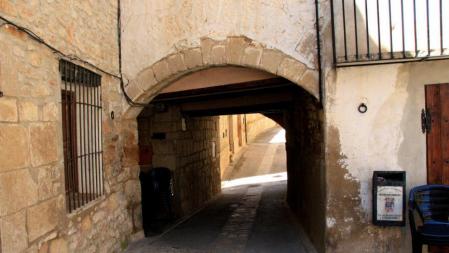 Un calle de Puertomingalvo