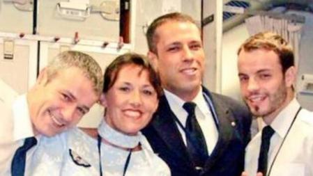 Andreas G. Lubitz, el primero de la derecha, con otros compañeros de Germanwings