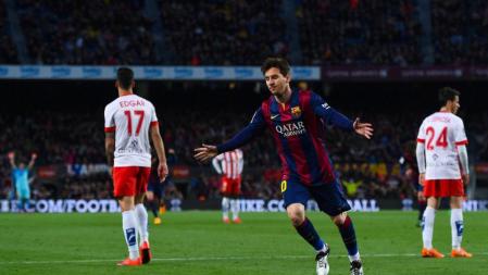 Leo Messi deleitó contra el Almería con otra de sus roscas perfectas al segundo palo