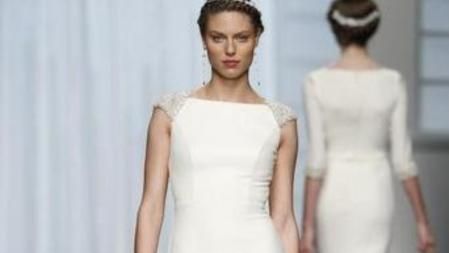 Rosa Clará ha presentado su colección para 2016 en la Pasarela Gaudí Novias