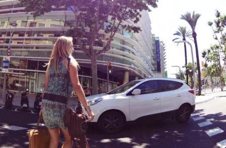 Algunos conductores no respetan la prioridad de los viandantes en los pasos de peatones&nbsp;