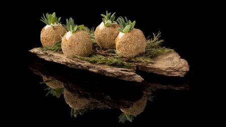 Brioche de chorizo con setas, uno de los platos de la colaboración entre Joselito y el chef Jonnie Boer, del triestrellado De Librije en Holanda