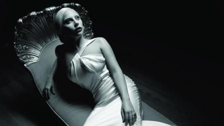 Lady Gaga en una imagen promocional de 'American horror story'.