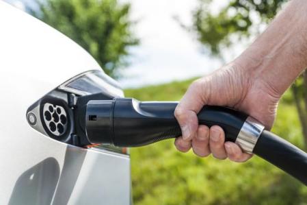 La infraestructura de recarga eléctrica en España sigue siendo insuficiente para el desarrollo de la electromovilidad