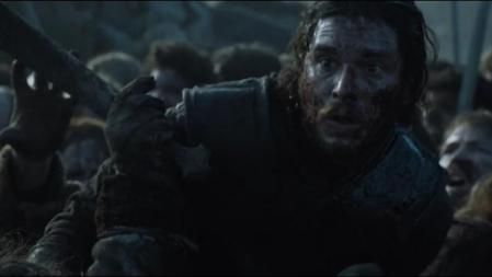 ‘Juego de tronos’: Un poquito más y Jon Nieve (Kit Harington) muere otra vez.