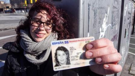 A pesar de su nombre, Luz no se siente responsable del incremento de las tarifas de la luz. EFE/Javier Cebollada