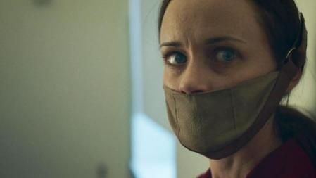 Alexis Bledel brilla en 'The handmaid's tale'.