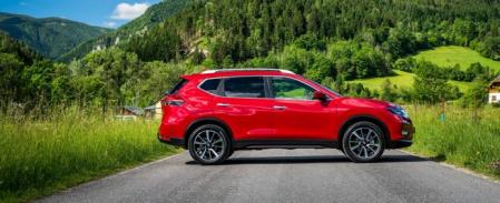 El Nissan X-Trail mide 464 centímetros de longitud, 182 de anchura y 171 de altura