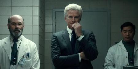 Matthew Modine es el doctor Brenner.