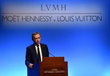 Bernard Arnault durante la presentación de los resultados financieros de 2017 del grupo LVMH