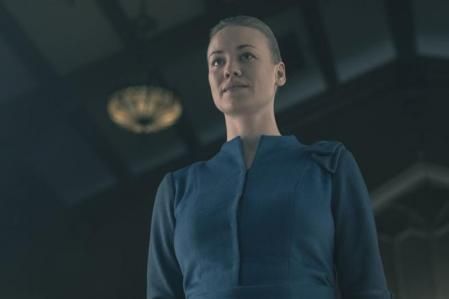 Yvonne Strahovski, una actriz en estado de gracia como Serena Joy.