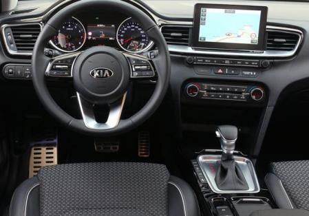 Destaca la pantalla táctil de carácter flotante