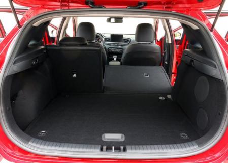 El maletero es uno de los puntos fuertes del nuevo Ceed